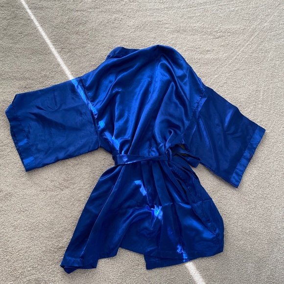 Satin Short Robe - Picture 3 of 3